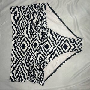 Torrid Black and White Geometric Bikini Bottom